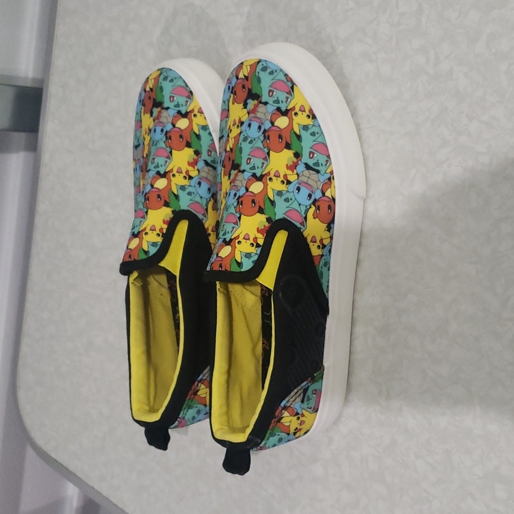 Ground up brand Pokémon‎ shoes size 5
